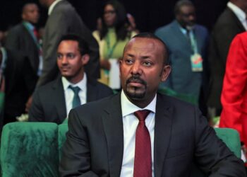 إثيوبيا تتهم إريتريا بتسليح المتمردين في تصعيد للحرب الكلامية