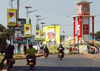 أوغندا تعيد جزئياً خدمة الإنترنت بعد فوز الرئيس موسيفيني بولاية سابعة