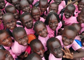 قراءة في كتاب:  الروحانية والأخلاقيات الإفريقية: إزالة الاستعمار من ثنائية زائفة