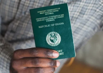 غانا تُعلّق إجراءات منح الجنسية  لأفراد الشتات الإفريقي