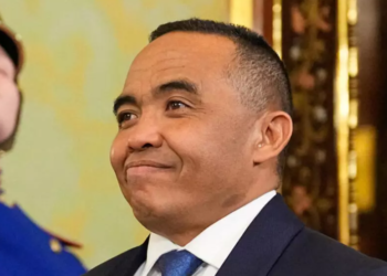 الرئيس الملغاشي مايكل راندريانيرينا يقوم بزيارة عمل إلى فرنسا