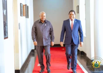 إلغاء تأشيرات السفر بين غانا وزامبيا لتسهيل التبادل التجاري والاستثماري