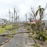 إعصار قوي يودي بحياة 31 شخصًا على الأقل بعد أن ضرب ميناءً في مدغشقر