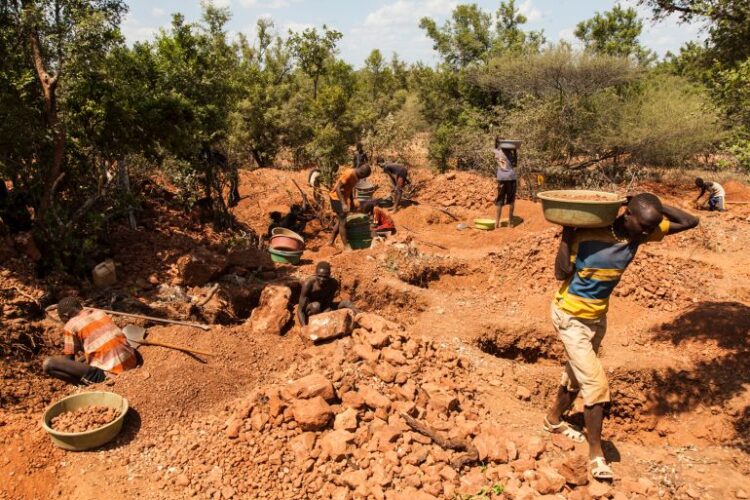 73 قتيلا على الأقل بهجوم على منجم ذهب في جنوب السودان