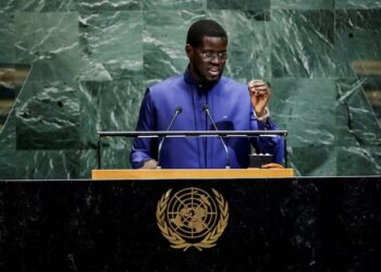 رئيس السنغال يؤيد قانونًا جديدًا يحظر “الترويج” للشذوذ الجنسي