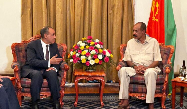 الرئيس الإريتري أسياس أفورقي يستقبل وفدًا مصري على رأسه وزير الخارجية بدر عبد العاطي