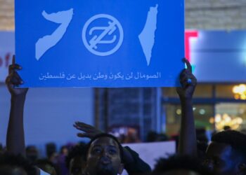 خفايا الاعتراف الإسرائيلي بأرض الصومال.. شيخ محمود يكشف المستور