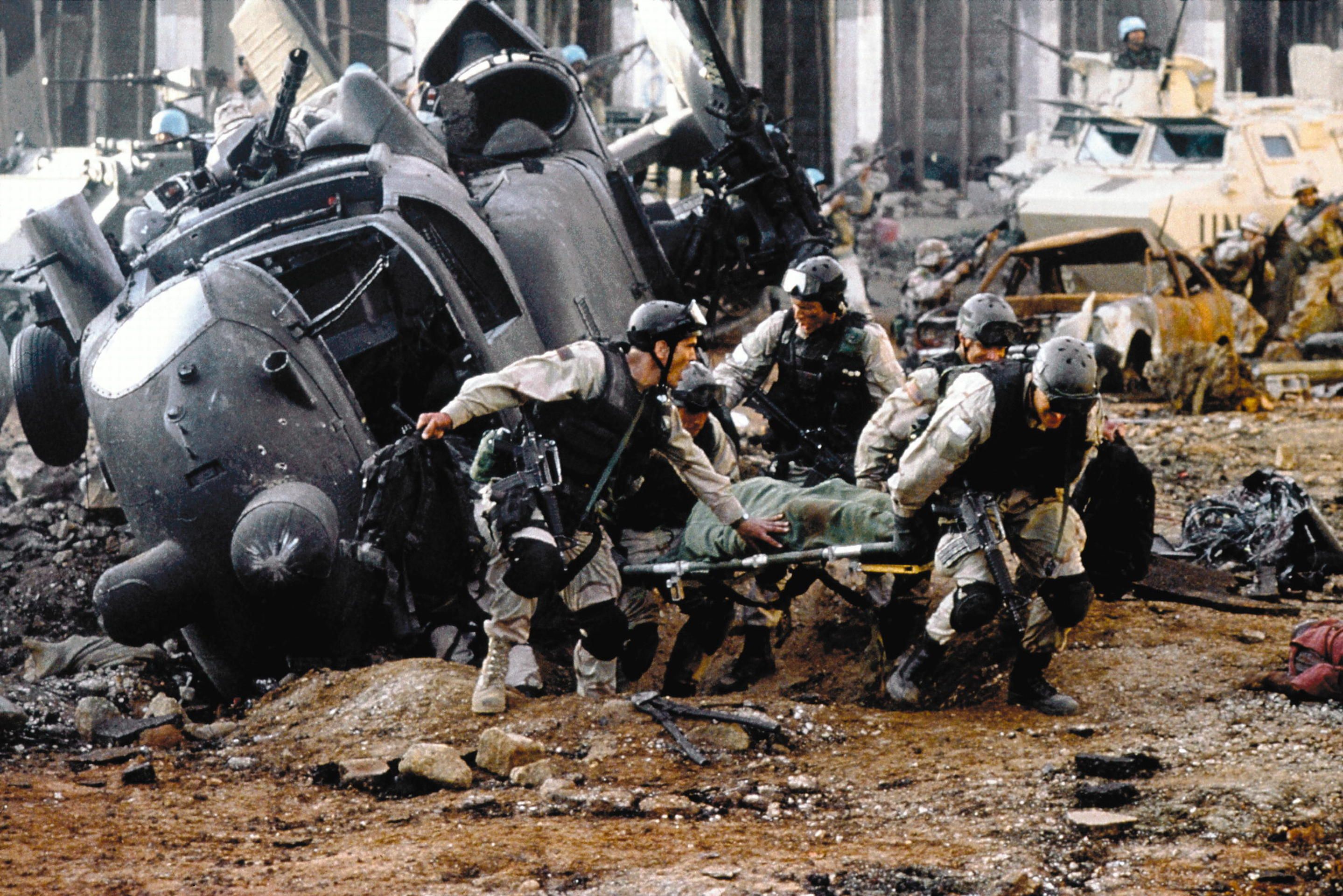 حادثة سقوط طائرة بلاك هوك الأمريكية في الصومال 1993، التي شكلت نقطة تحول في عمليات حفظ السلام الدولية، وأفرزت ما عُرف بـ متلازمة مقديشو
