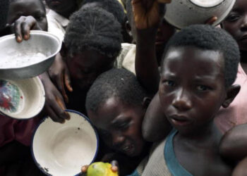 وفاة 12 شخصًا بسبب نقص الغذاء المرتبط بالجفاف في أوغندا