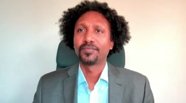 جيرينيا جوديتا، مستشار قائد جيش تحرير أورومو، إحدى الحركات المنضوية في تحالف البقاء الإثيوبي (المصدر: BBC)